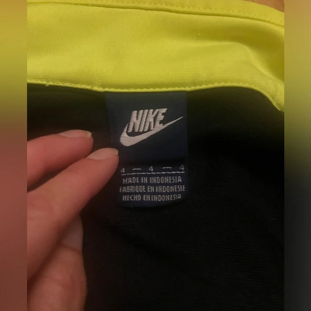 Nike Kids' Black & Neon Yellow-Green Full-Zip Track Jacket Sweatshirt Boys Sz 4